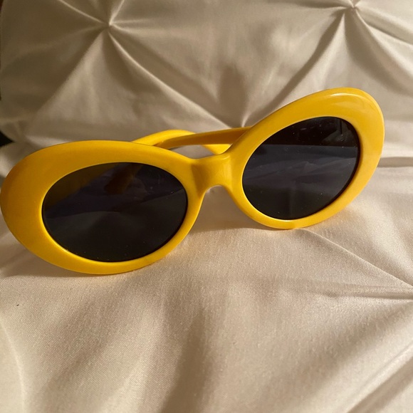 Accessories - NEW YELLOW CLOUT SUNGLASSES
